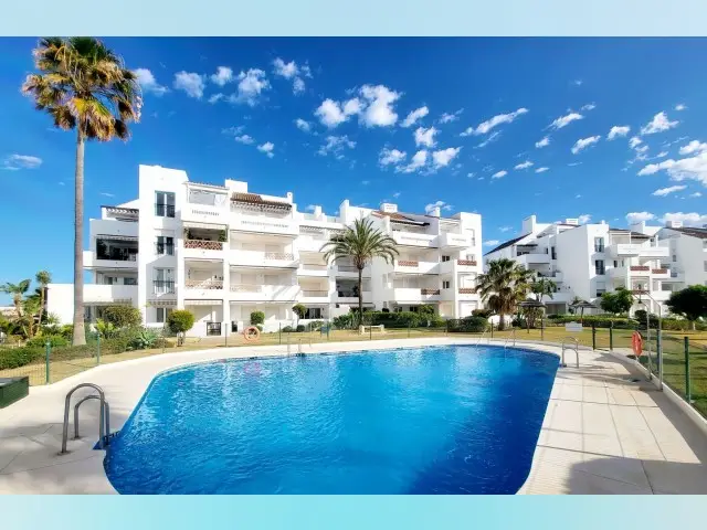 Piso de 3 Dormitorios en venta Miraflores, España