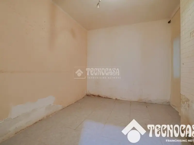 Piso en venta en planta baja con patio