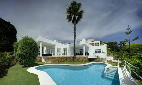 Villa de Lujo 5 Dormitorios Benahavis Costa del Sol