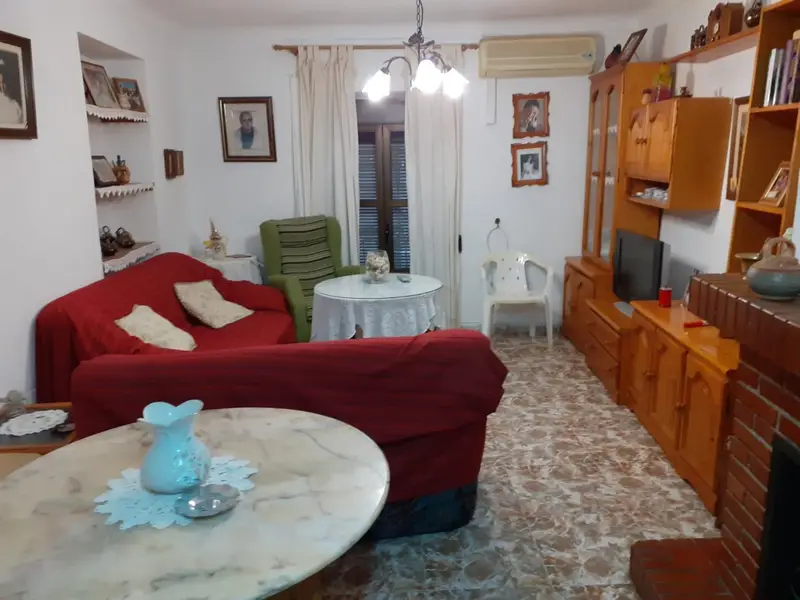 Venta Casa con Chimenea en Seron - Ref 06891