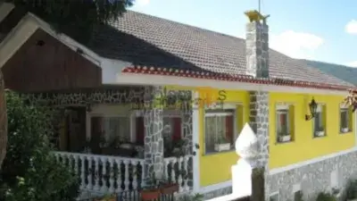 Chalet en Venta Redondela 7 Dormitorios Piscina 5000m2