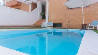 Casa Adosada en Huércal de Almería 3 Dormitorios Jardin Piscina