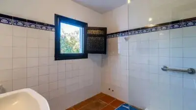 Chalet en Aguamarga con Vistas al Mar y Piscina