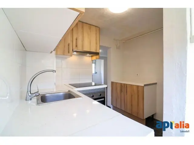 Piso en Venta Sabadell Merinals 3 Habitaciones Reformado
