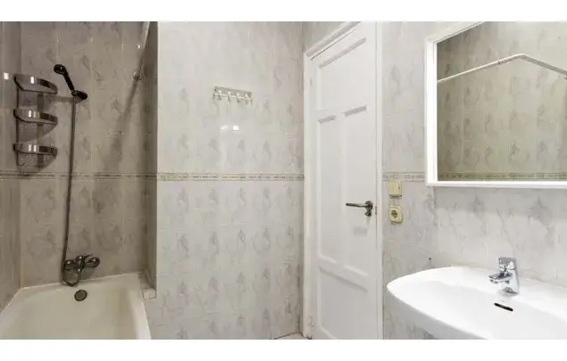 Habitacion 162m2 Madrid Alquiler 3 18 Meses Deposito 705