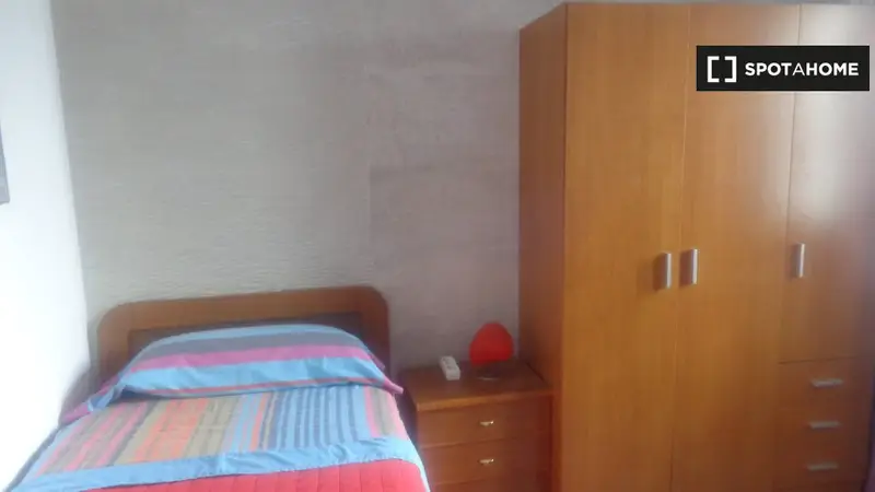 Habitacion piso compartido Santander
