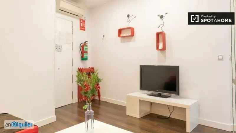 Apartamento 2 Dormitorios Palacio Madrid Amueblado Gastos Incluidos