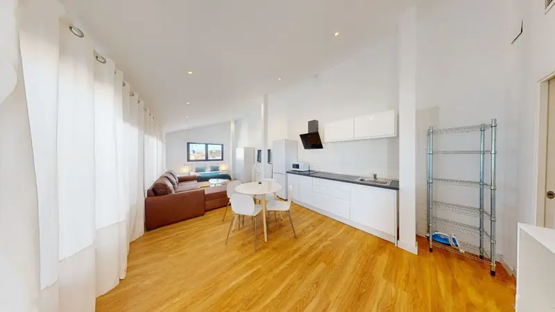 Piso 4 Dormitorios Malaga Venta Cerca Playa