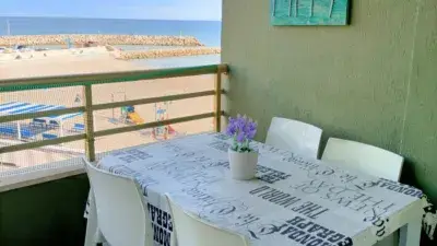 Apartamento en Alquiler Cerca de la Playa con Piscina