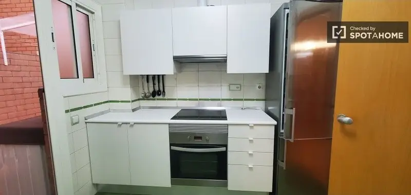 Apartamento 4 dormitorios 2 baños Barcelona Spotahome