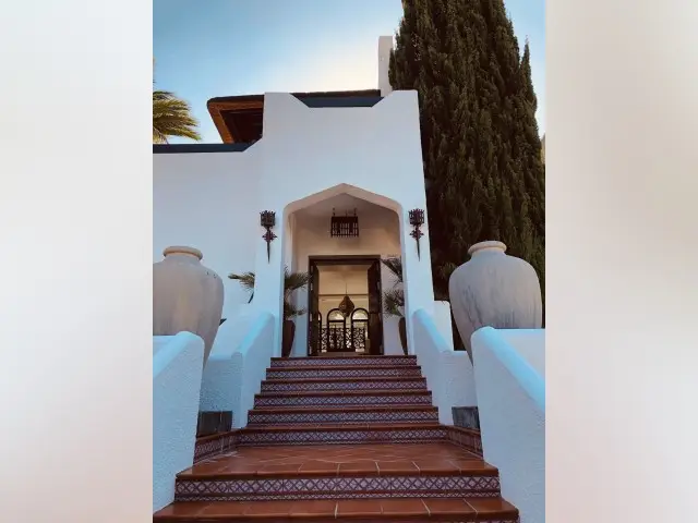 Casa Moderna 4 Dormitorios Nueva Andalucia Alquiler