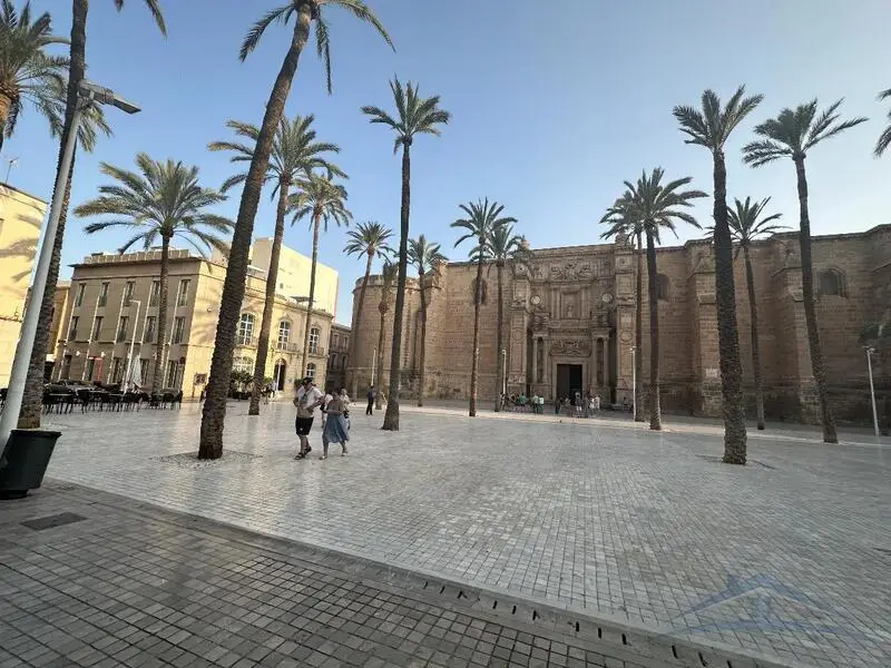 3 Cuarto Apartamento para alquiler a largo plazo
Almería, Almería