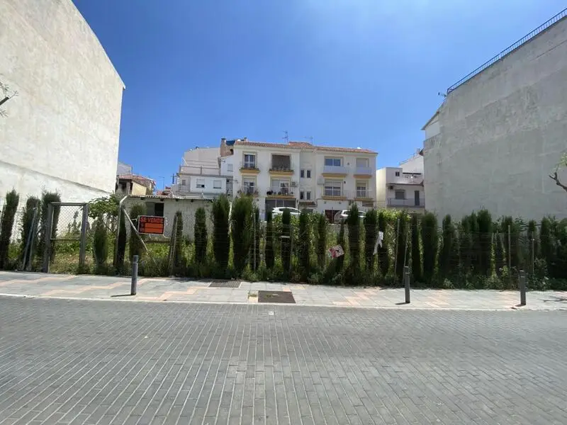 Parcela Urbanizable Mijas Costa: Ideal para Edificios Multifamiliares