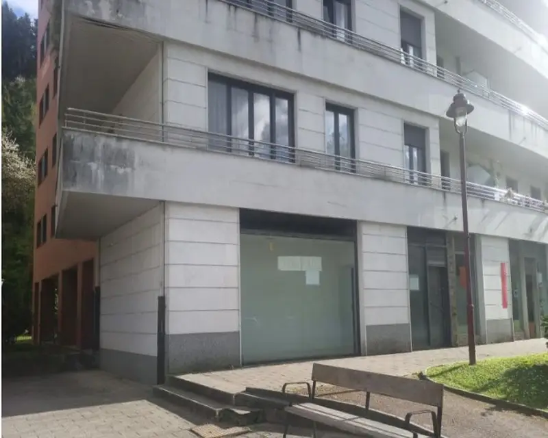 Local en Arrasate 78m2 ZERRAJERA KALEA