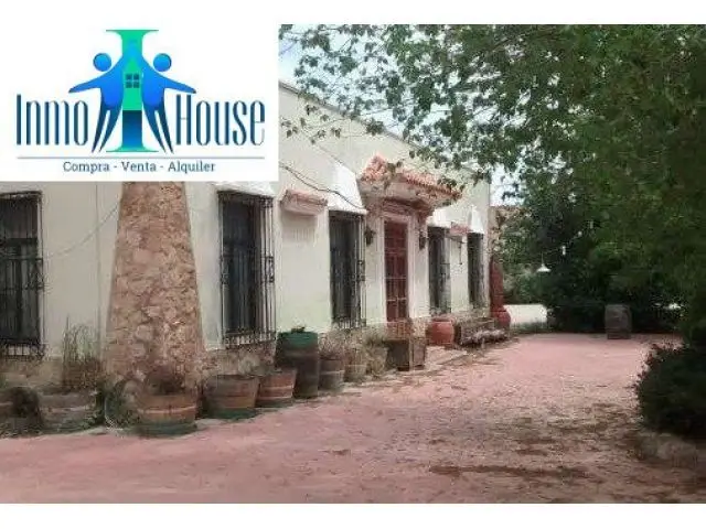 Terreno Urbano con Restaurante en Albacete