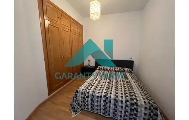 Alquiler Apartamento 2 Dormitorios 80m² Cáceres Centro