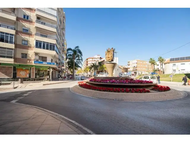 Piso amplio en venta en Motril centro 230m2 6 habitaciones