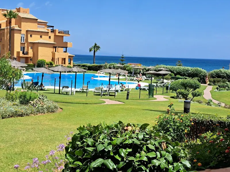 Apartamento 3 Dormitorios La Duquesa Costa del Sol