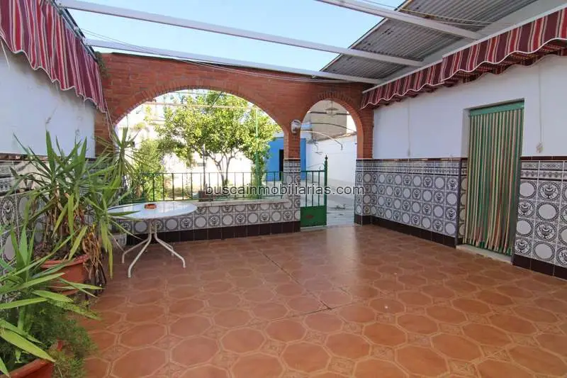 Casa en Venta Torremejía 349m² 2 Plantas Amplio Patio Cochera