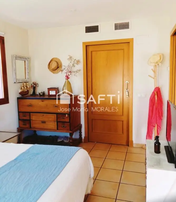 Apartamento en Alfaz del Pi con Piscina y Terraza