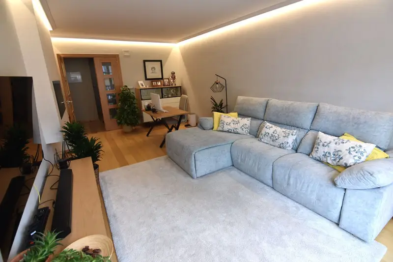 Venta de piso en Oleiros Población