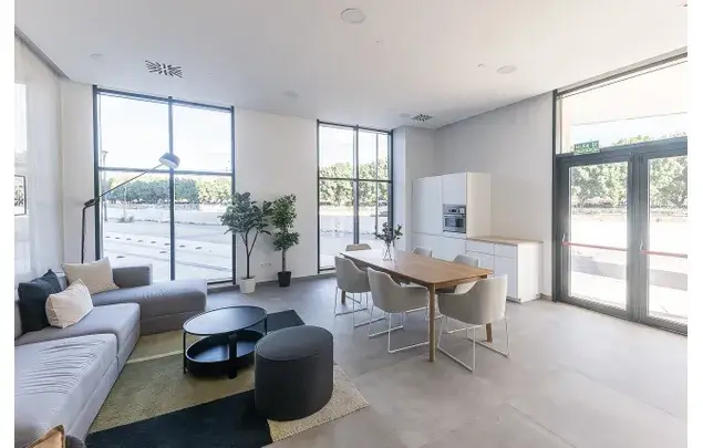 Apartamento en Torre Martiricos Malaga 1 Dormitorio 100m2