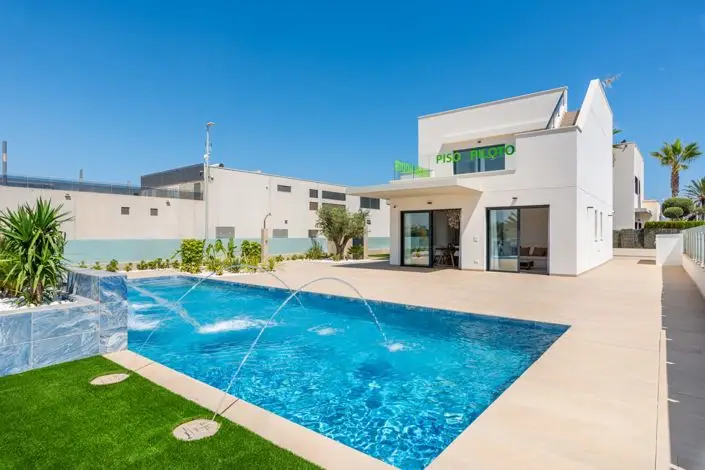 Villa de Lujo 3 Dormitorios Campoamor Piscina Privada