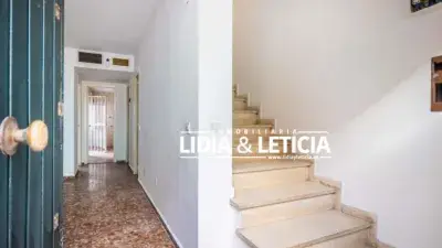 Casa en venta en Alcalá de Guadaíra centro 128m2 4 dormitorios 2 baños