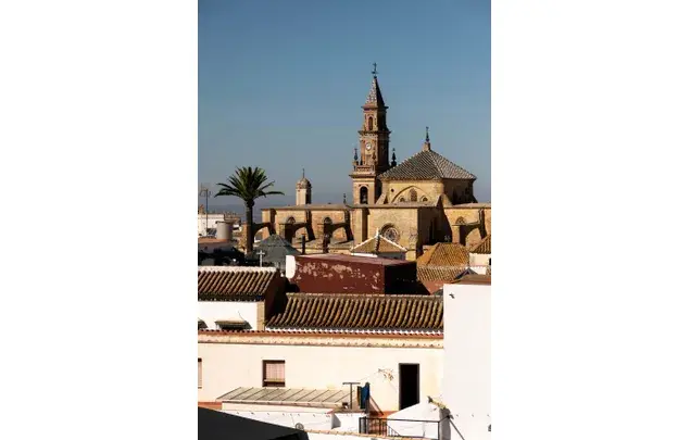 Rent 4 bedroom apartment of 35 m² in Carmona