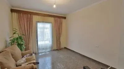 Casa adosada en venta en Olvera