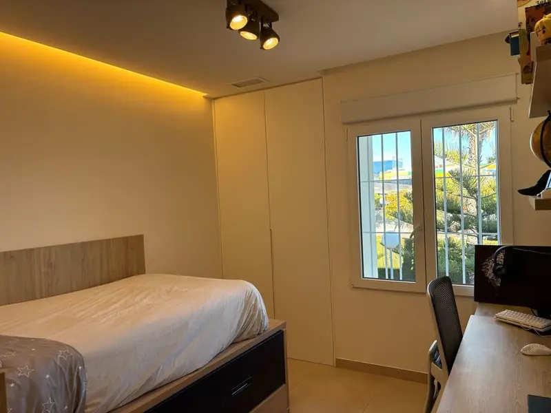 Adosado en Venta Alicante 3 Dormitorios Piscina Privada
