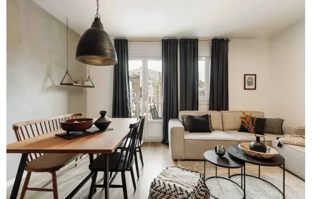Apartamento 2 Dormitorios Estudiantes Barcelona 85m2