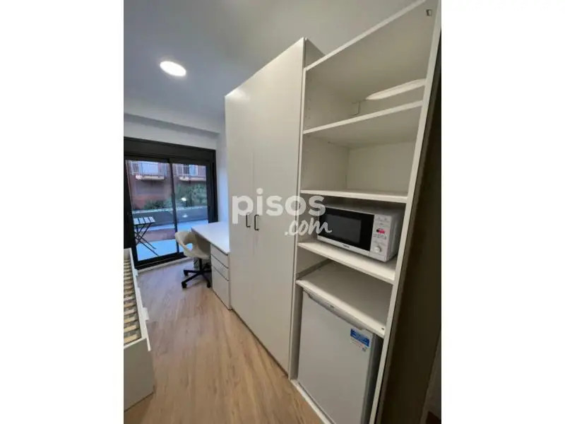 Habitación en Alquiler en Poble Nou