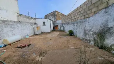 Casa en Venta Calle Tahona Fleming Inmueble Ocupado
