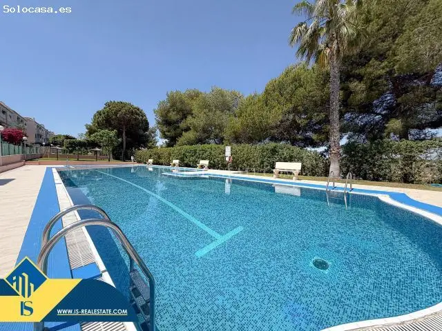 Bungalow en Torreblanca con Terraza y 2 Piscinas