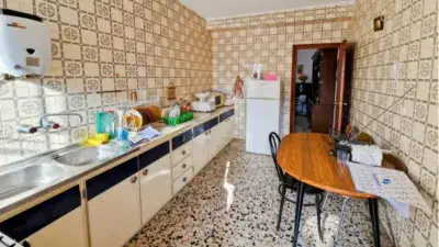 Casa en Venta en Periana 3 Dormitorios Patio Terraza Amueblada
