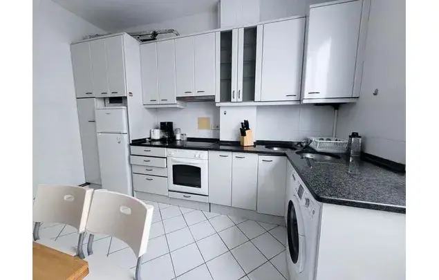 Habitacion en Bilbao Ram3n y Cajal - Estancia Media Larga