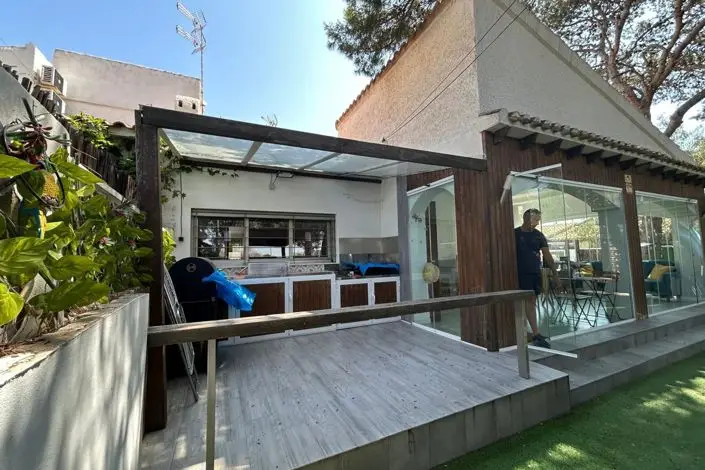 Villa en Punta Prima 4 Dormitorios Piscina Privada Reformada