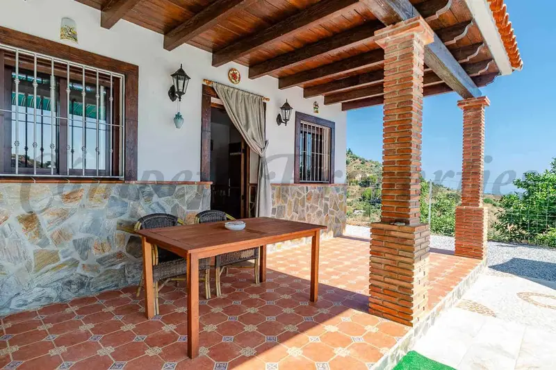 Alquiler Largo Plazo Casa Rural Cómpeta Málaga