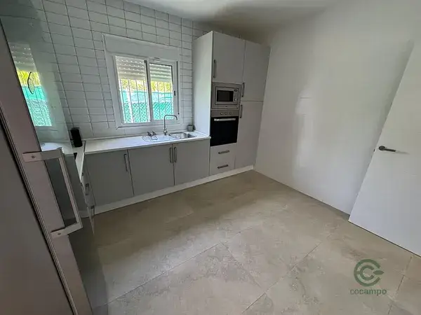 Casa Rural en Carmona 100m2 3 Dormitorios 2 Almacenes