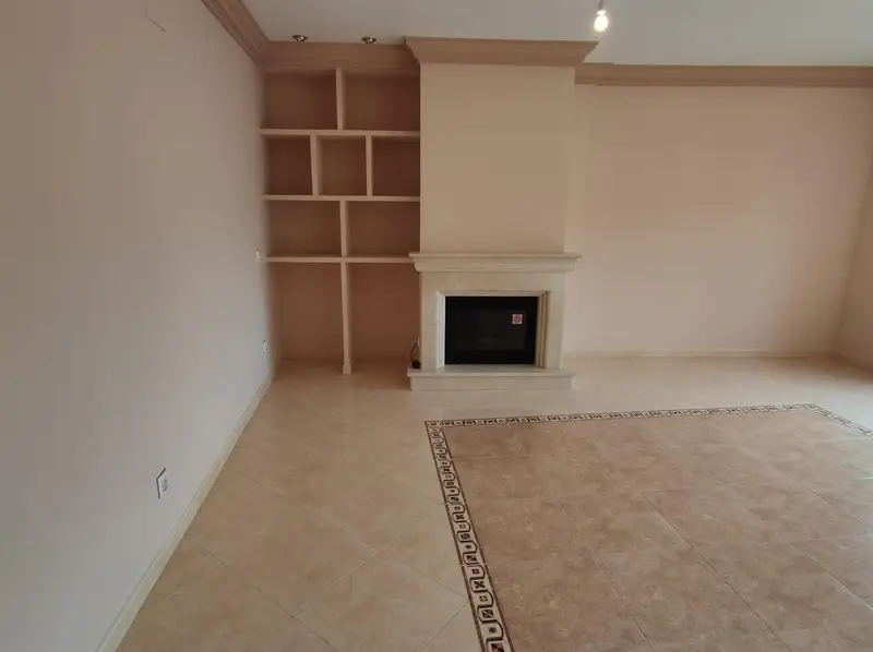 Apartamento en venta: Piso nuevo 4 dormitorios zona soleada