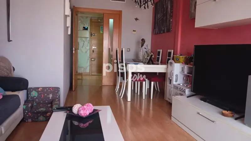 Piso en venta en Cedillo del Condado 115m2 2 habitaciones