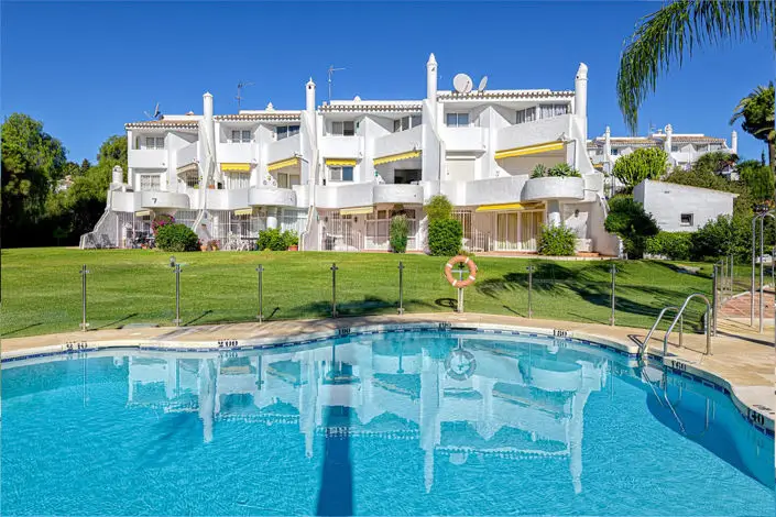 Atico 3 Dormitorios Calahonda Vistas Mar Piscina