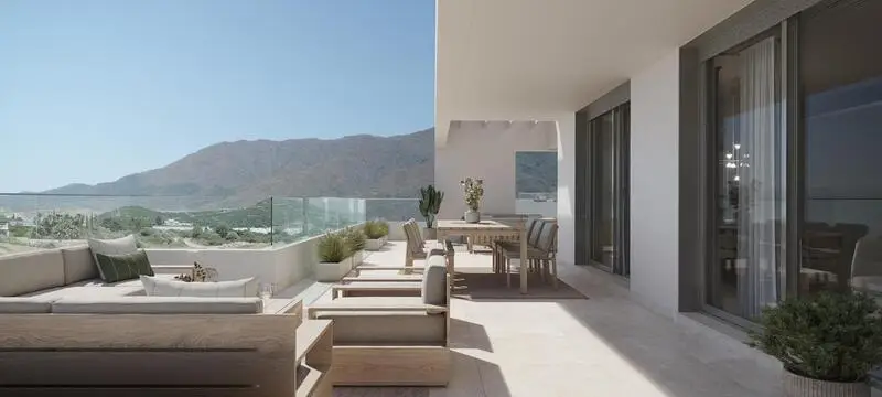 Apartamento de Lujo en Estepona 3 Dormitorios Terraza Vistas al Mar