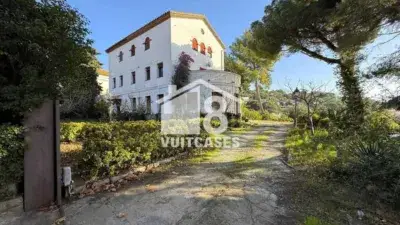 Chalet en venta en Premia de Dalt 731m2 con 9 habitaciones y 4 baños