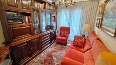 Piso en venta en Centro 3 habitaciones con garaje y ascensor