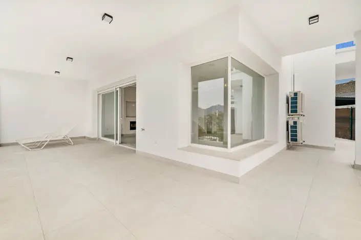 Casa Adosada 3 Dormitorios Lujo Monte Elviria Marbella