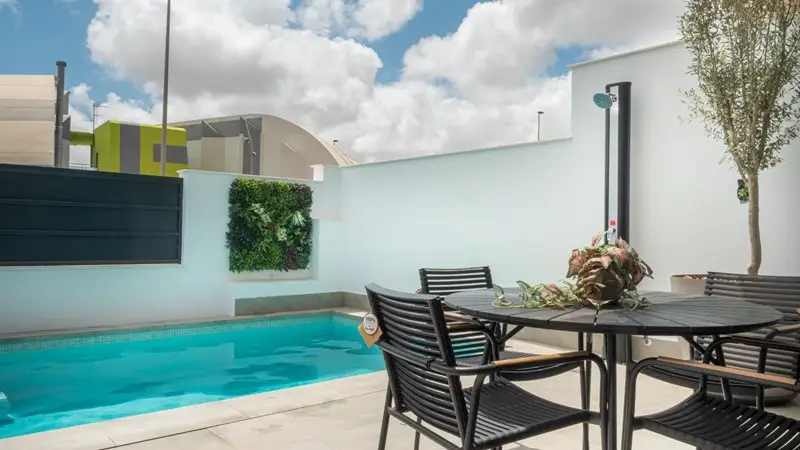 Casa Pareada Moderna en Murcia 3 Dormitorios Piscina Privada