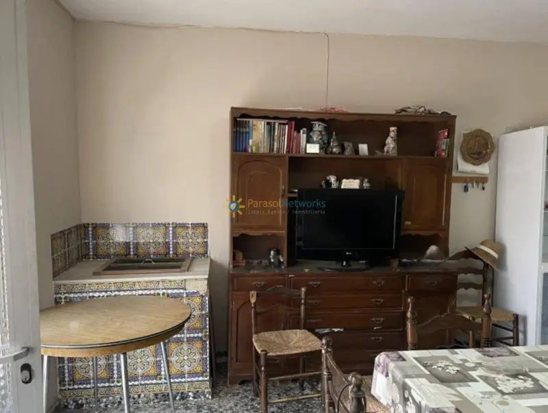 Chalet en Venta Ontinyent Reformado con 4 Habitaciones y Jardin
