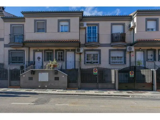 Casa en venta en Maracena zona Mercadona